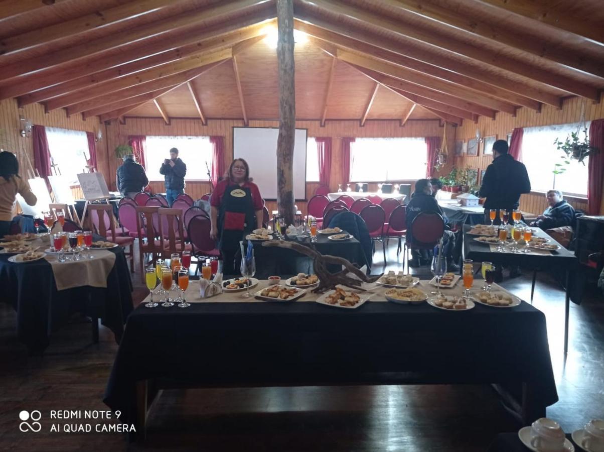 Hospedaje Cabana Y Restaurante Don Niba Villa Cerro Castillo Esterno foto